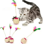 Sisal Scratching Ball with Feather – Interactive Cat Toy
