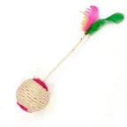 Sisal Scratching Ball with Feather – Interactive Cat Toy