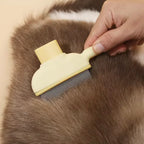 Self-Cleaning Pet Brush – Dog & Cat Grooming Comb