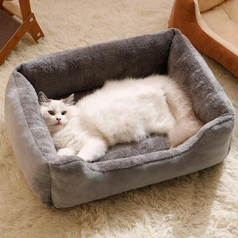 Cozy Cat & Dog Cushion Bed – Warm Winter Basket House